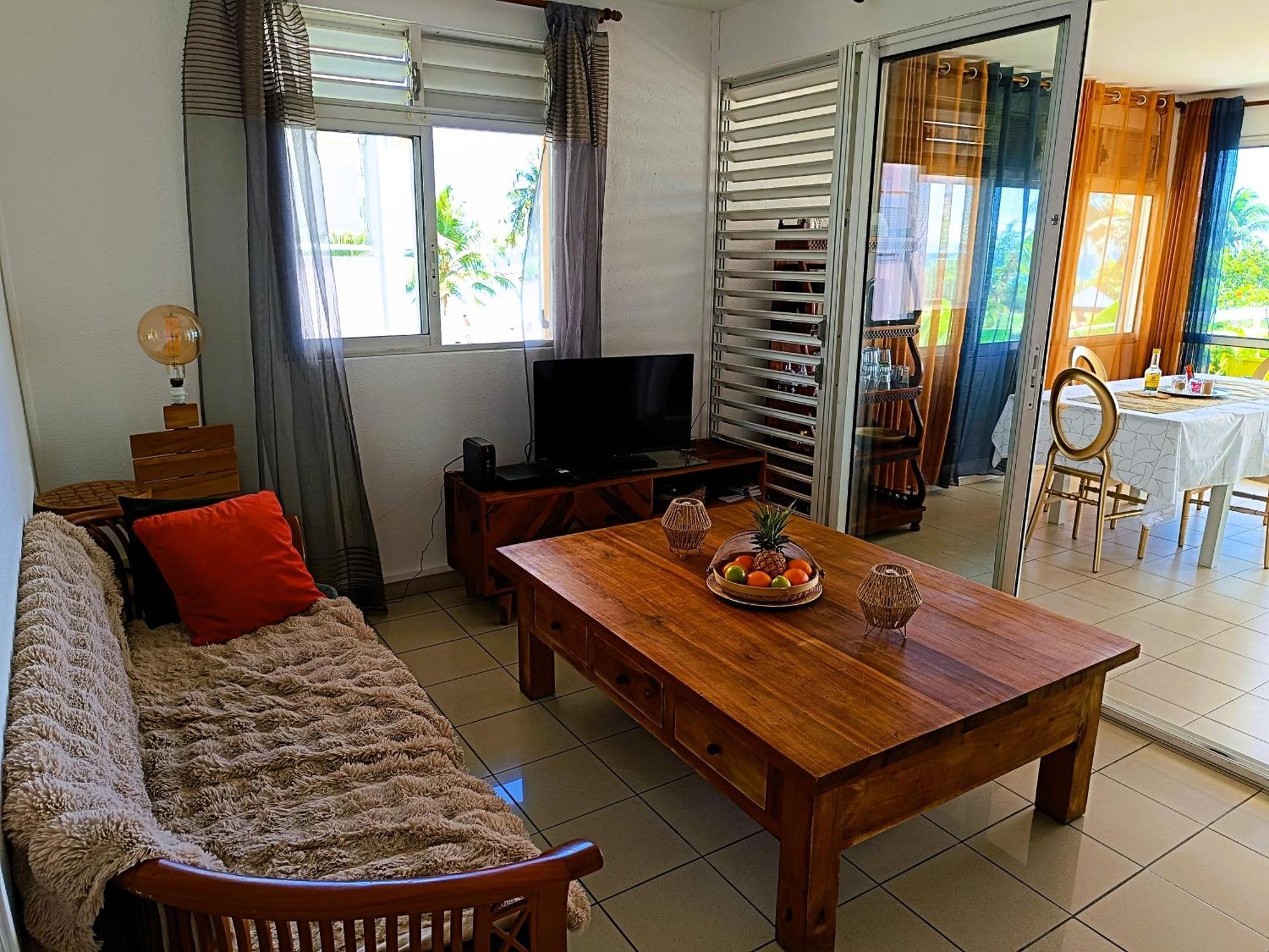 Chez Marguerite By Magcar Appartement Le Gosier  Buitenkant foto